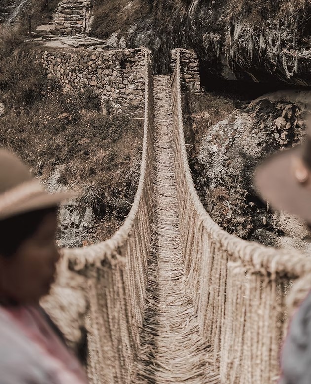 Pont suspendu inca de Q'eswachaka tressé en fibres végétales au Pérou - énigmes du passé, Graine de Voyageur